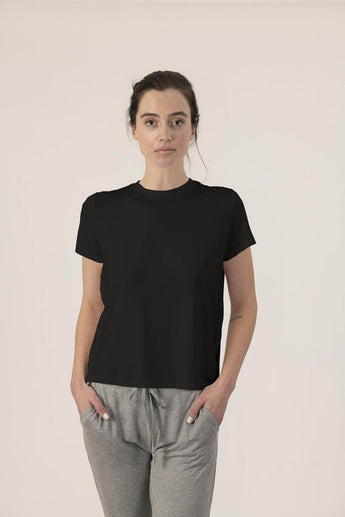 Black bamboo T-shirt with side seams and cuts, thermoregulating and eco-friendly for breathable, stylish loungewear or layering.