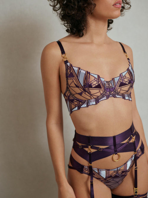 Cubism 3 piece set set in deep purple