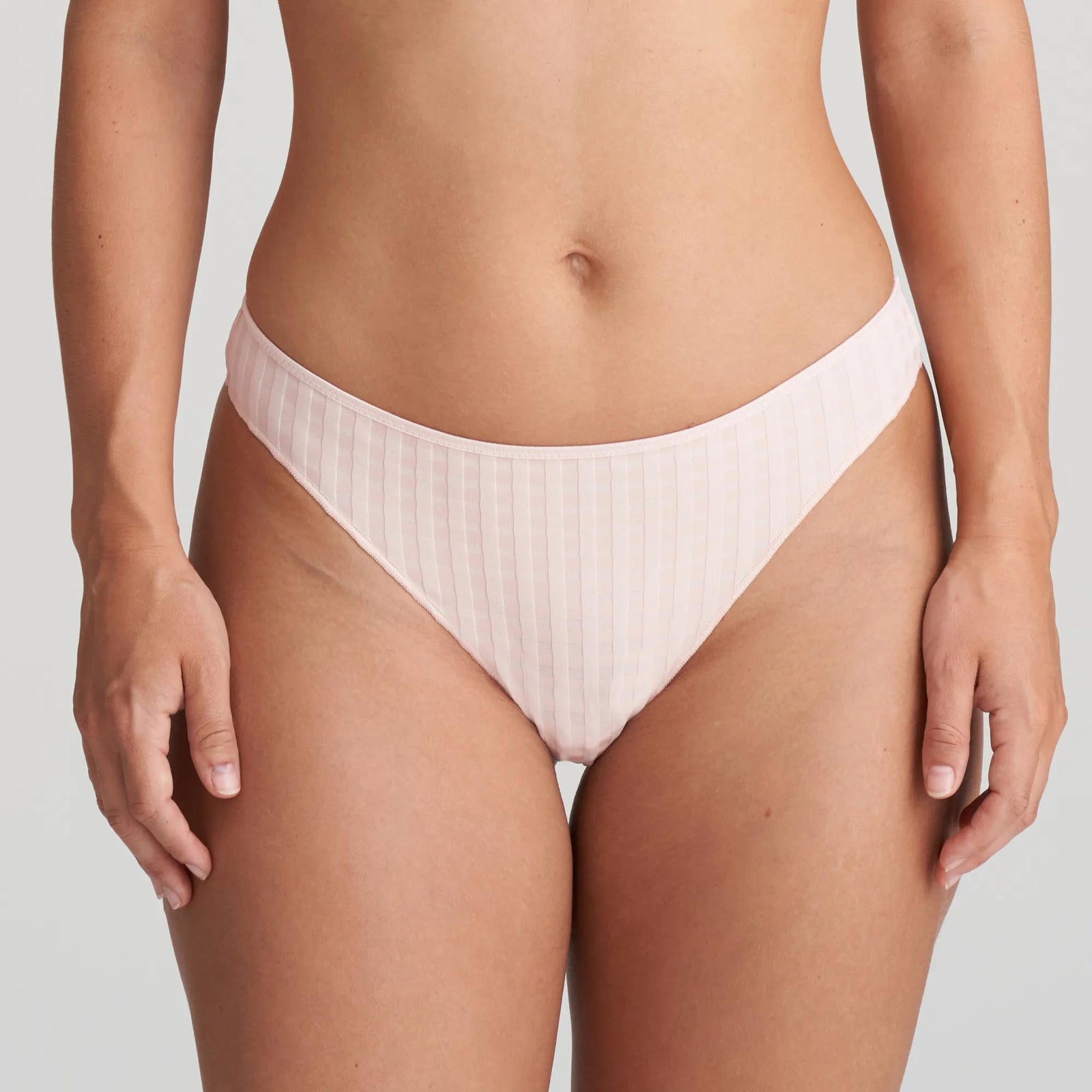 Avero classic thong