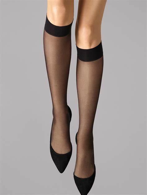 Satin touch 20 knee-highs