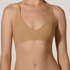 Front view of the Wolford Pure 3W Skin Bra in Fairly Light featuring a wireless design, molded cups, bonded straps, and a seamless finish.