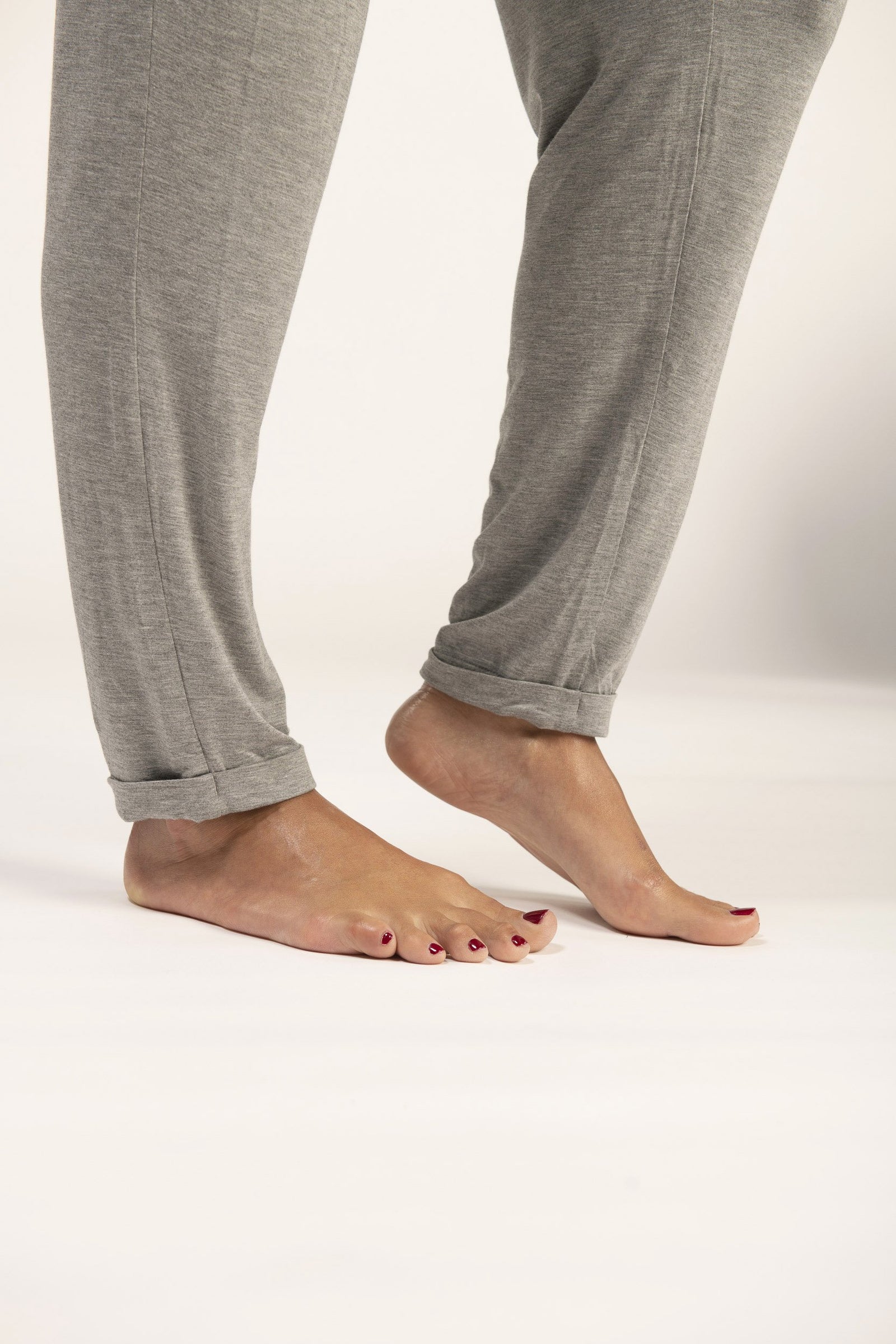 Lounge joggers in heather grey