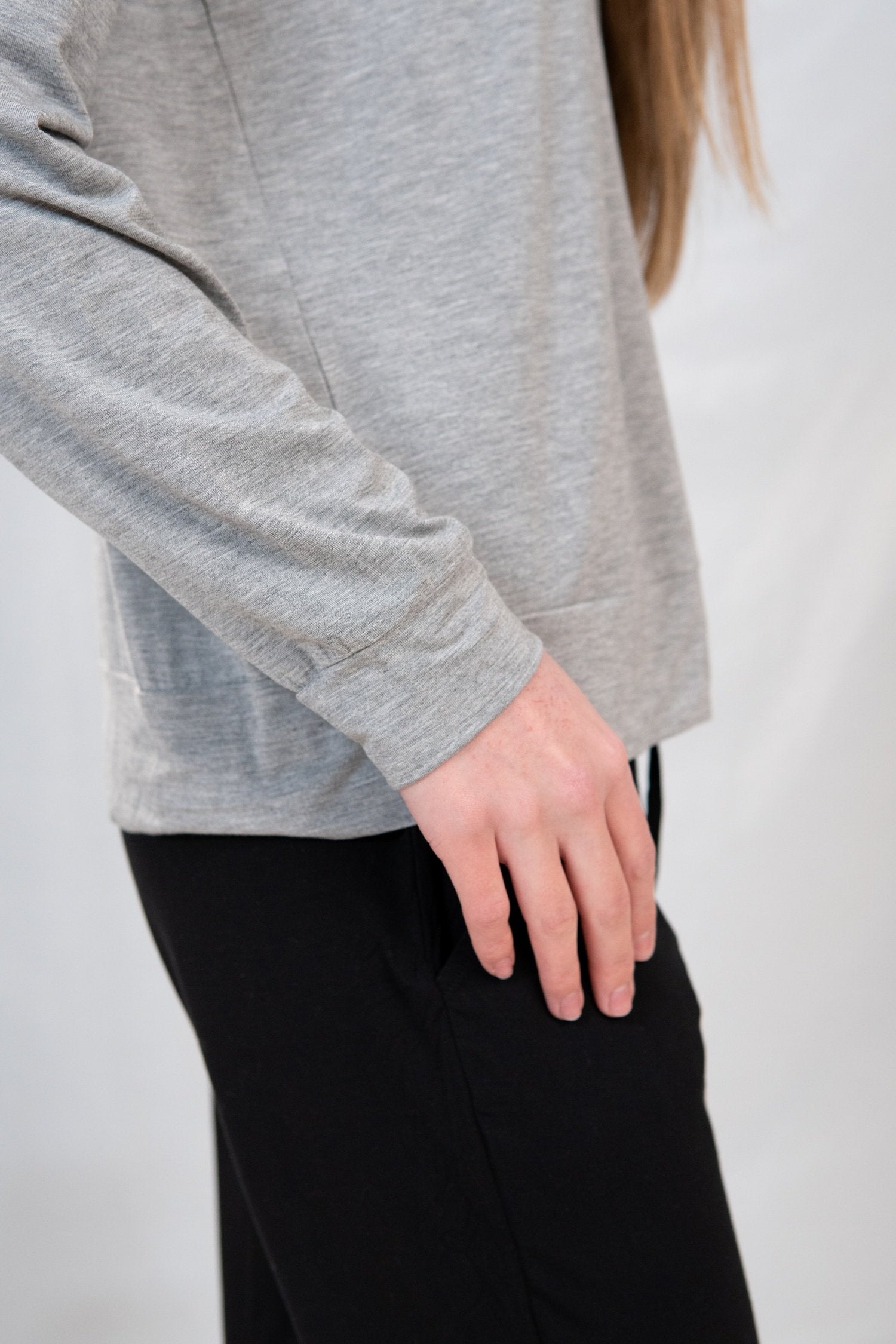 Long sleeve loose fit top in grey