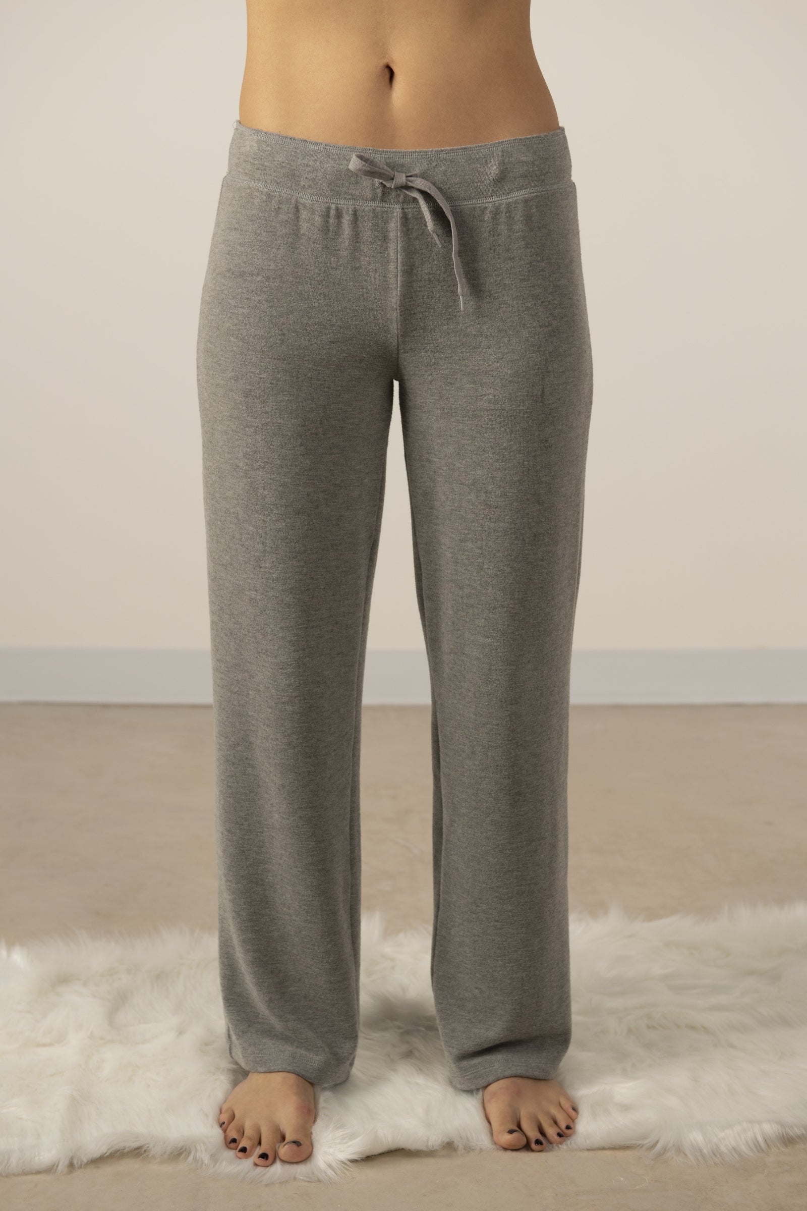 Cozy wide leg pant in heather grey